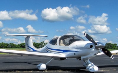 2011_DiamondDA40.jpg
